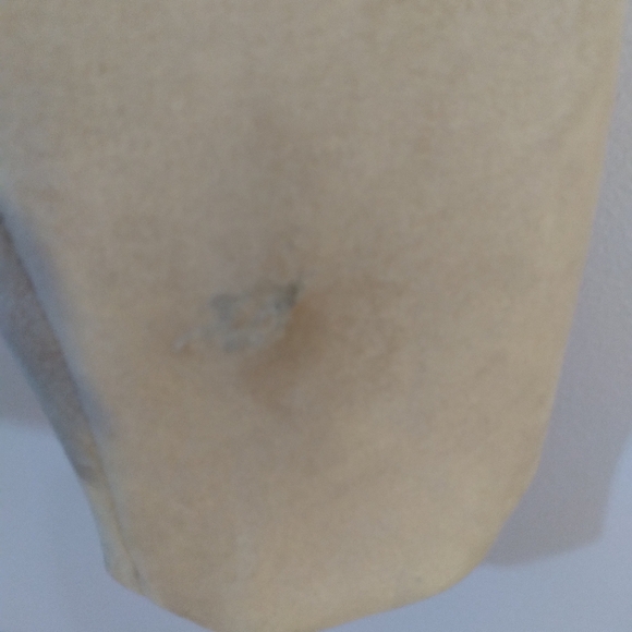 Mink Pink Jacket Cream Size L small blemishes left sleeve - Picture 3 of 3